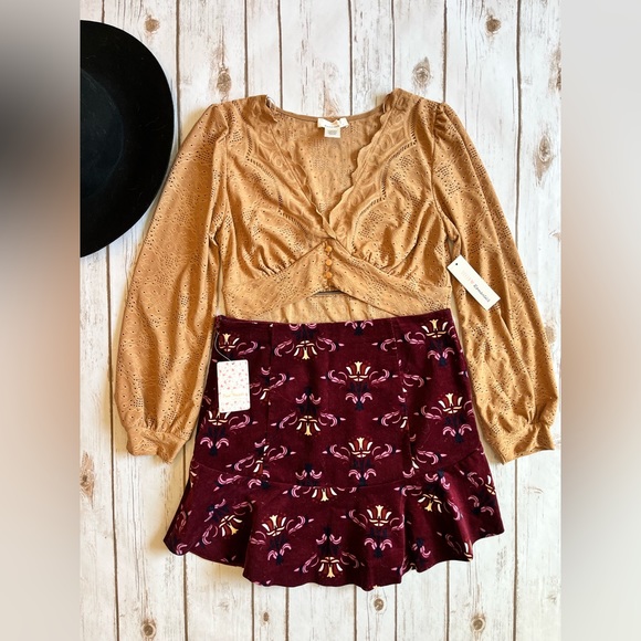 Free people skirt. NWT. Top available too. - Picture 3 of 5